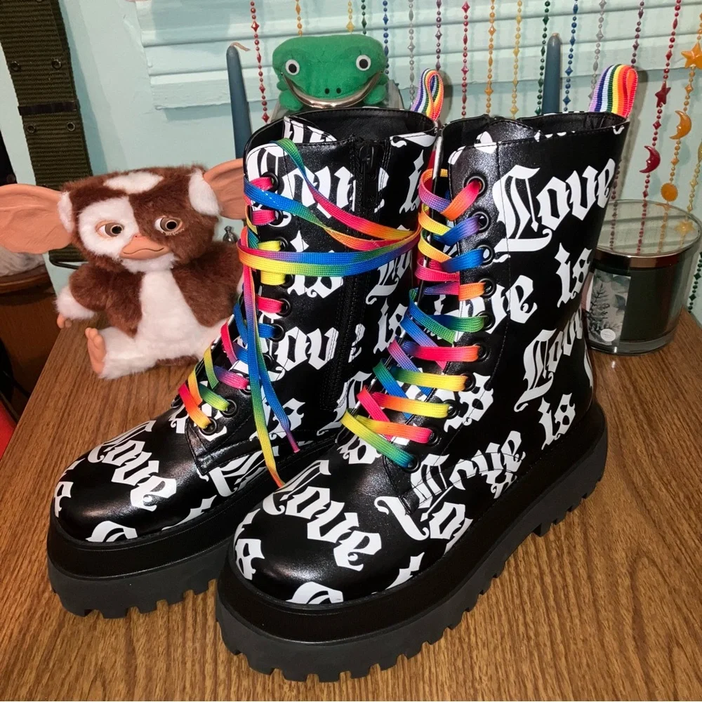 NEW RARE CLUB EXX LOVE IS LOVE PRIDE RAINBOW COMBAT BOOTS - Picture 1 of 16